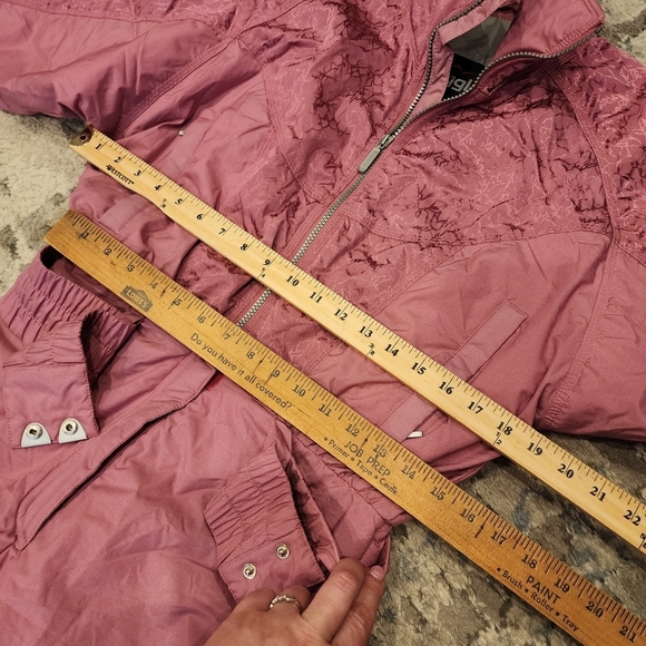 Vintage Snuggler Pink Tess Snowsuit. Women's size 6. - Picture 14 of 16
